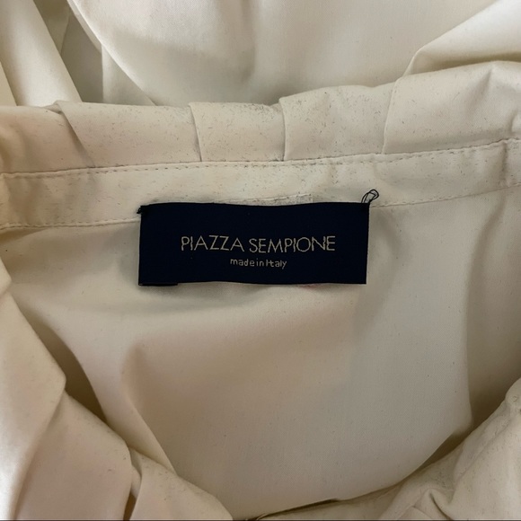 Piazza Sempione Ivory Fitted Button Up Long Sleeve Blouse with Oversized Collar - Picture 7 of 11